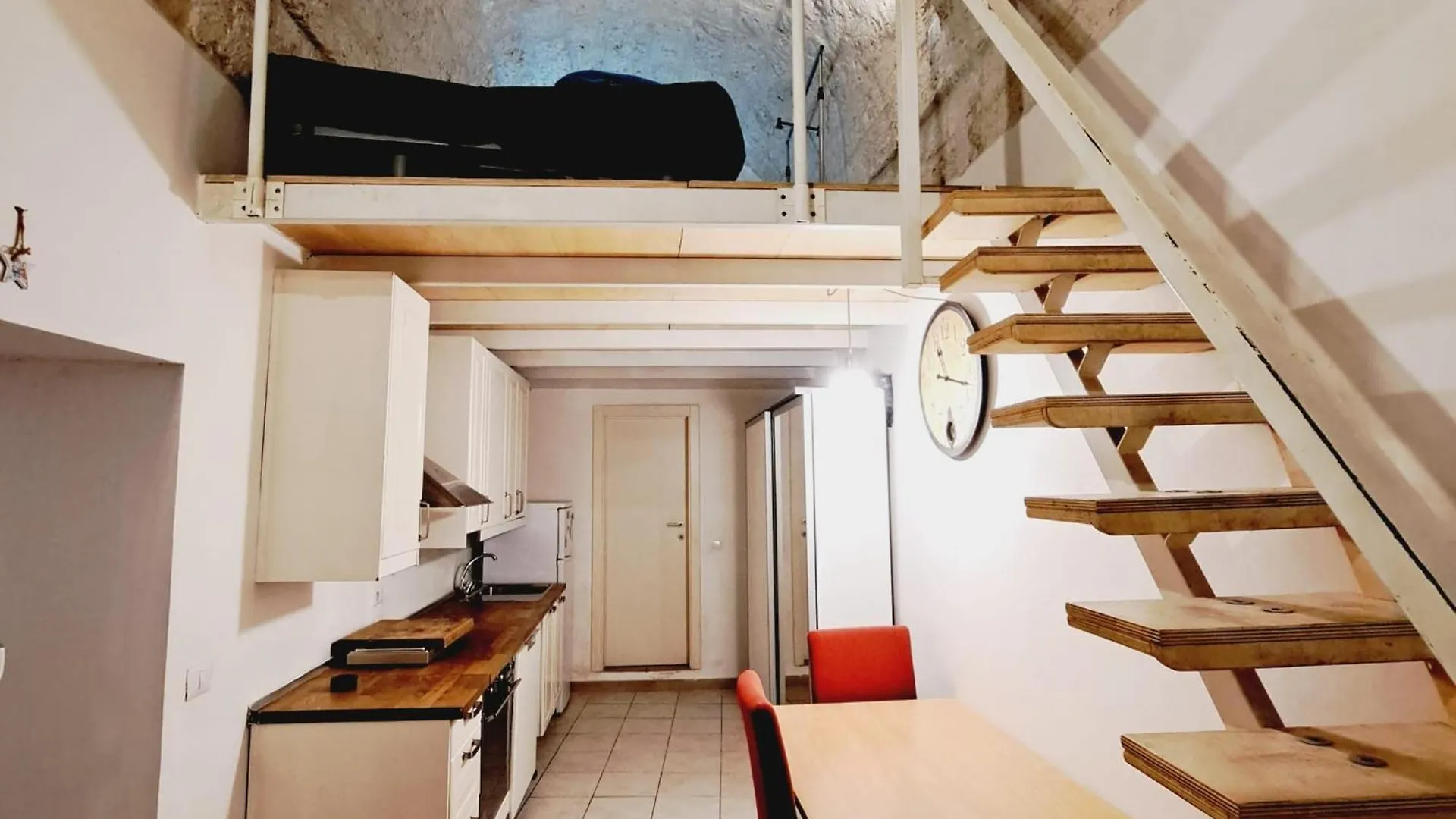 Loft San Nicola Bed and Breakfast Bari 0*,